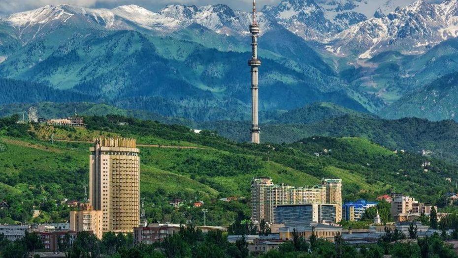 Уютная 2 Ком-Я Квартира В Центре Города, Район "Арбата" Appartement Alma-Ata Buitenkant foto